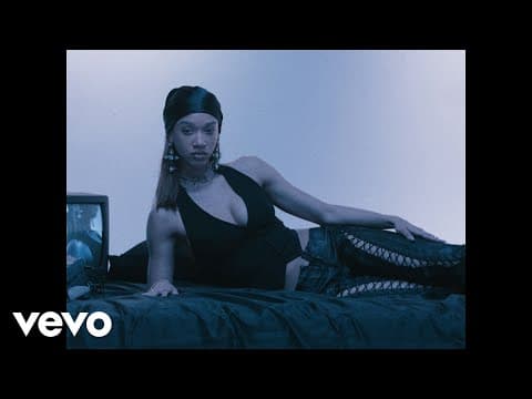 Genia - Pretty Lies