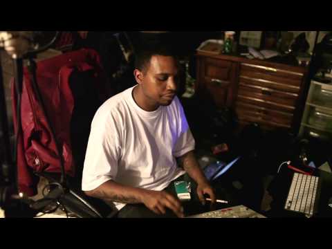 Footwork — "I’m Tryna Tell Ya"