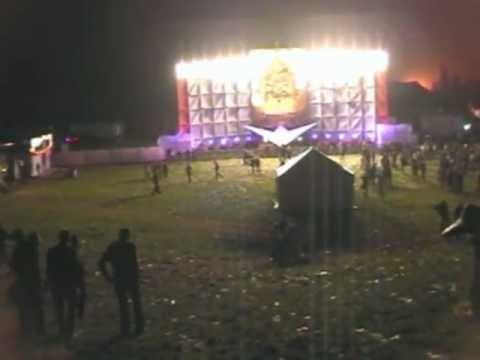 Tomorrowland begins (2005)
