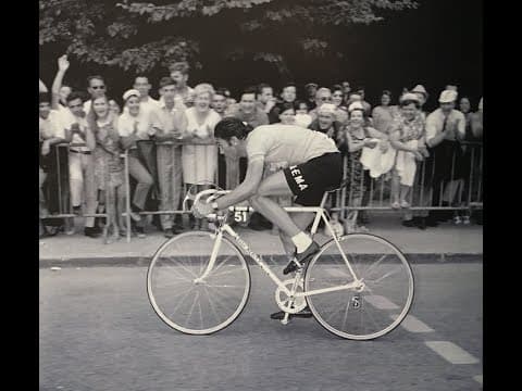 Eddy Merckx during the 1969 & 1970 Tour de France - Merckxissimo !
