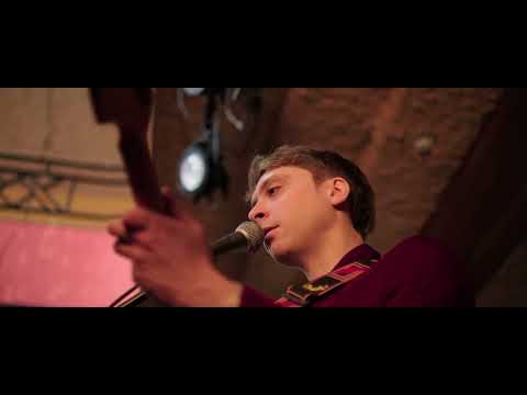 Edmund November - Zonsverduistering Gemist (Live Session)