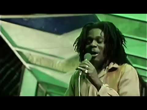 Dennis Brown  - Money In My Pocket (Live on BBC 1979)