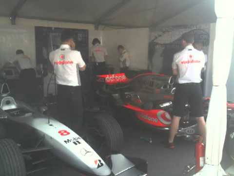 2008 McLaren-Mercedes MP4-23 2.4 V8 (2)
