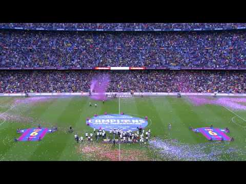 Despedida de Xavi Hernandez en el camp nou