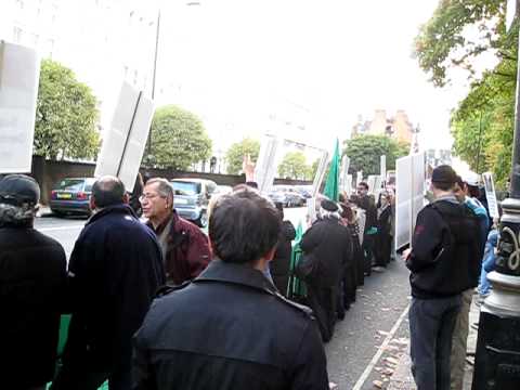 London Green Movement demonstration opposite Iranian embassy, Sunday 11 October 2009 1/2