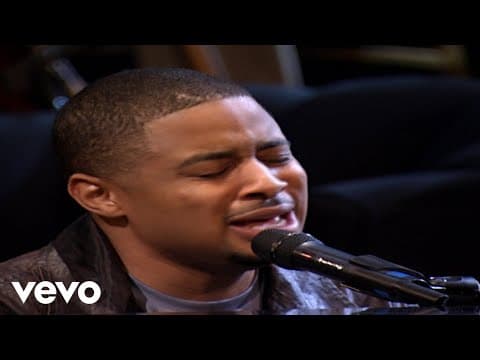 Bill & Gloria Gaither - I Need You Now [Live] ft. Smokie Norful