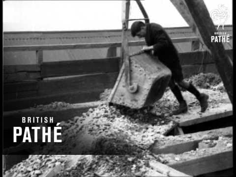 Tinstone: how it is obtained in a Cornish mine (1933)