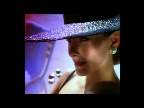 N°5, the 1990 Film by Ridley Scott, with Carole Bouquet: La Star