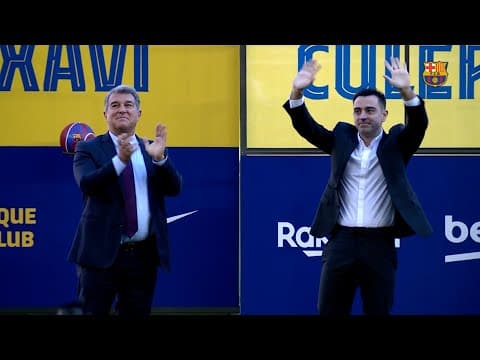 Ante 10 mil fanáticos, Xavi fue presentado como nuevo DT del Barcelona