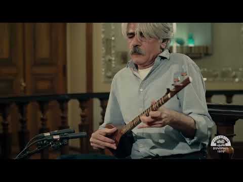 Kayhan Kalhor - Setar Solo | تک‌ نوازیِ سه‌تار کیهان کلهر (2 of 2)