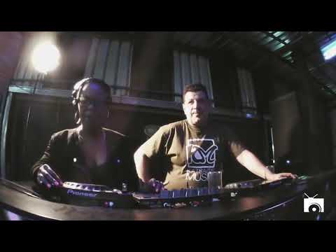 Lady Sakhe and DJ Christos live at House 22