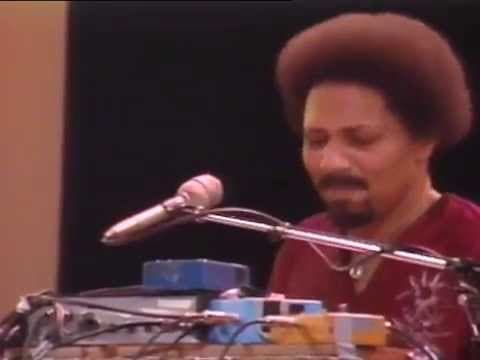 The Meters - Hey Pocky A-Way - 5/30/1980 - Saenger Theatre (Official)