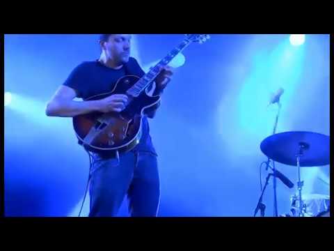 Dans Dans - Coffee Grounds (Live at Jazz Middelheim)