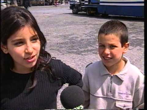 AVS reportage van 14 juli 2000 : voorbereiding van de Gentse Feesten / ParaNormica