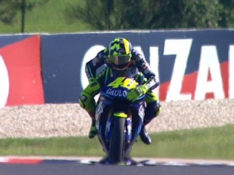 Remember MotoGP™: Phillip Island 2004