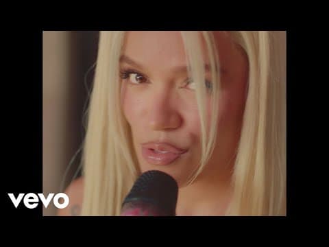 KAROL G - Si Antes Te Hubiera Conocido