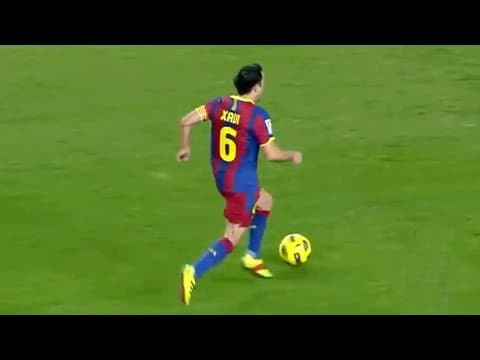 Xavi Football IQ Was on Another Level 😱