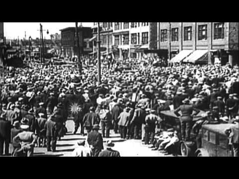 Stock footage of the city stopped by the general strike