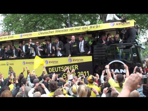 Bundesliga title 2010-11 - Borsigplatz celebration