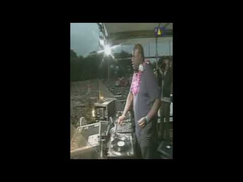 Carl Cox     Love Parade 2000 Berlin, Germany 20 min live audio set