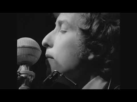 Bob Dylan goes electric at Newport