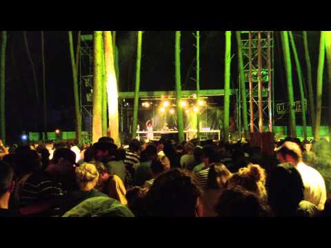Kibir La Amlak - Warrior - 18inch Corner @ Reggae Geel 2013