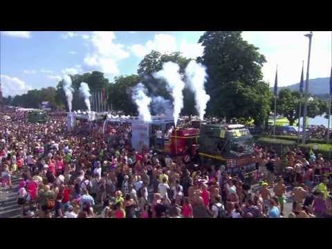 Official best-of the 2013 parade