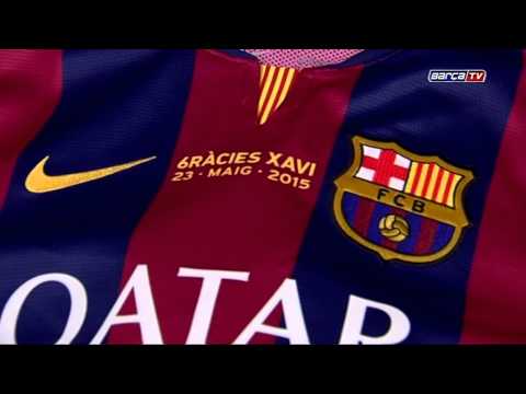 Xavi's shirt and the dressing room before his final league game