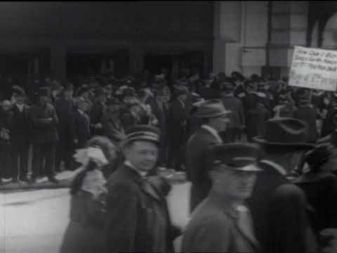Longshore pickets march through San Francisco