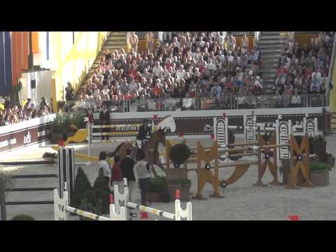 Lacontino (Landgold x Continue) - third in the Grand Prix Hermès at Saut Hermès 2014 first round