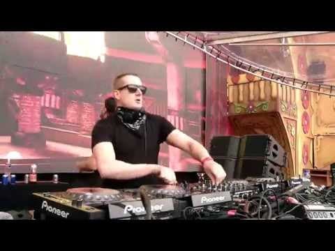 Tomorrowland 2015 | Tom Staar vs Kryder
