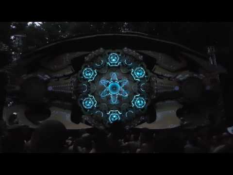 Kabayun playing to a Croatian dancefloor