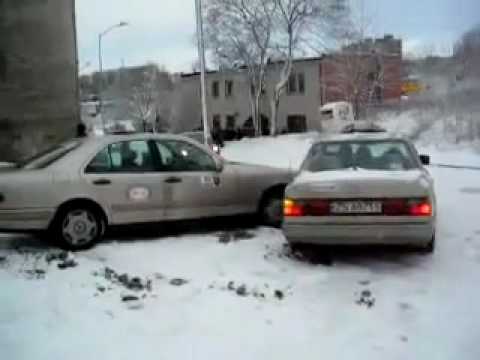 "Ale urwał!" (Szczecin Icy-Hill Dashcam)