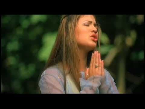 MYRA - ＂SIEMPRE HAY MILAGROS＂ - Music Video