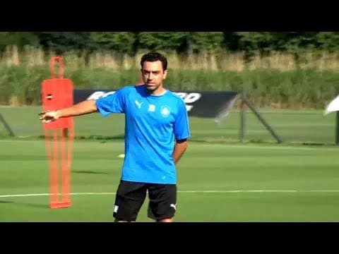 Xavi Hernández trata de imprimir su sello al fútbol desde el banquillo