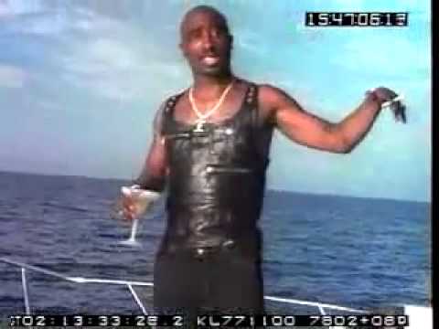A short lost interview from the All Eyez on Me period