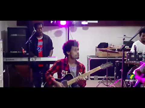 G 35 - Oh Carol | Smokie Cover | Live at Flamingo Night Club - Honiara Hotel | 🇸🇧🎵