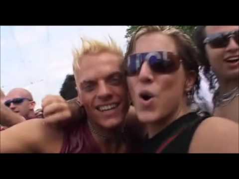 Hour-long recording from the 2005 parade