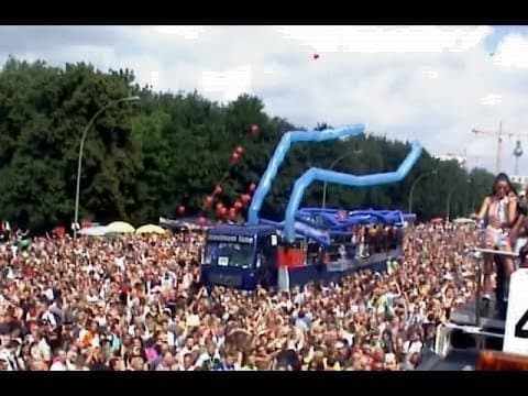 Chris Liebing @ Love Parade, Berlin 2002.