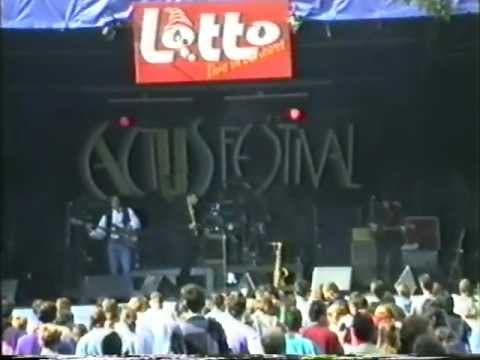 MAN X (Mannix) - 'Bad Willy Will Give You A Kiss' @ Cactusfestival Brugge 8 juli 1989