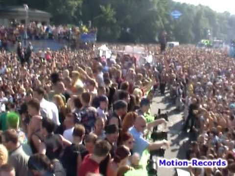 Loveparade 2001 - the best parade ever ! :-)