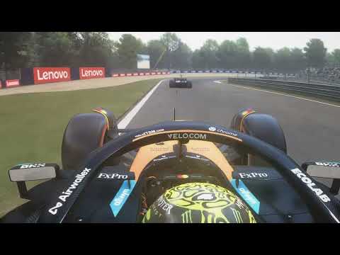 Lando Norris vs Mika Häkkinen | 2025 McLaren MCL39 vs 1998 McLaren MP4/13 | F1 at Monza