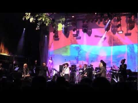 Bryan Ferry - Let's Stick Together (Live @ Cactusfestival, Brugge)
