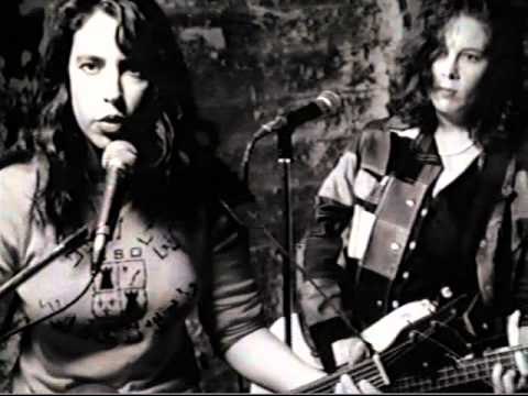 Luscious Jackson - ＂Daughters of the Kaos＂