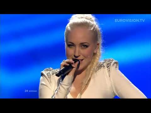 Margaret Berger Turns the Stage Pure White