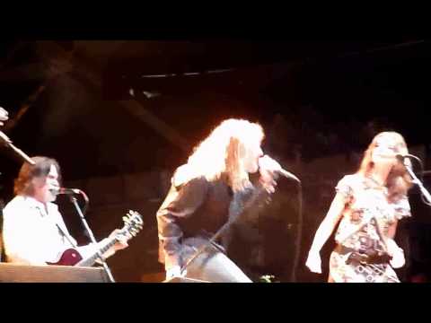 Robert Plant — "Black Dog" (2011)