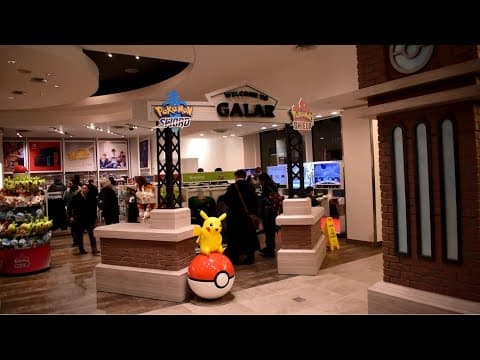Midnight launch at Nintendo NY