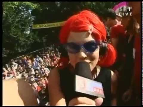 Chinese Lovemobile at the 2001 parade