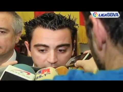 Xavi recieves tribute in Terrassa