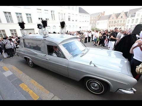 Gentse feesten 2015 -  rouwstoet uit protest EN opening GENTSE FEESTEN 2015